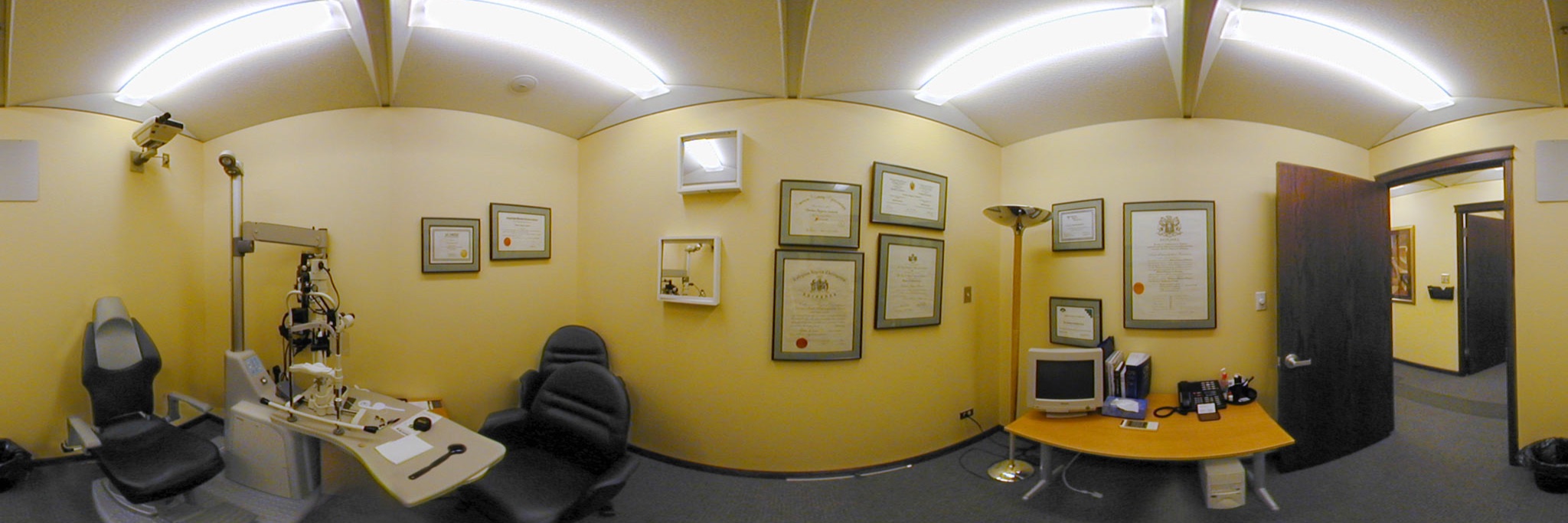 An exam room from the original 360-degree tour